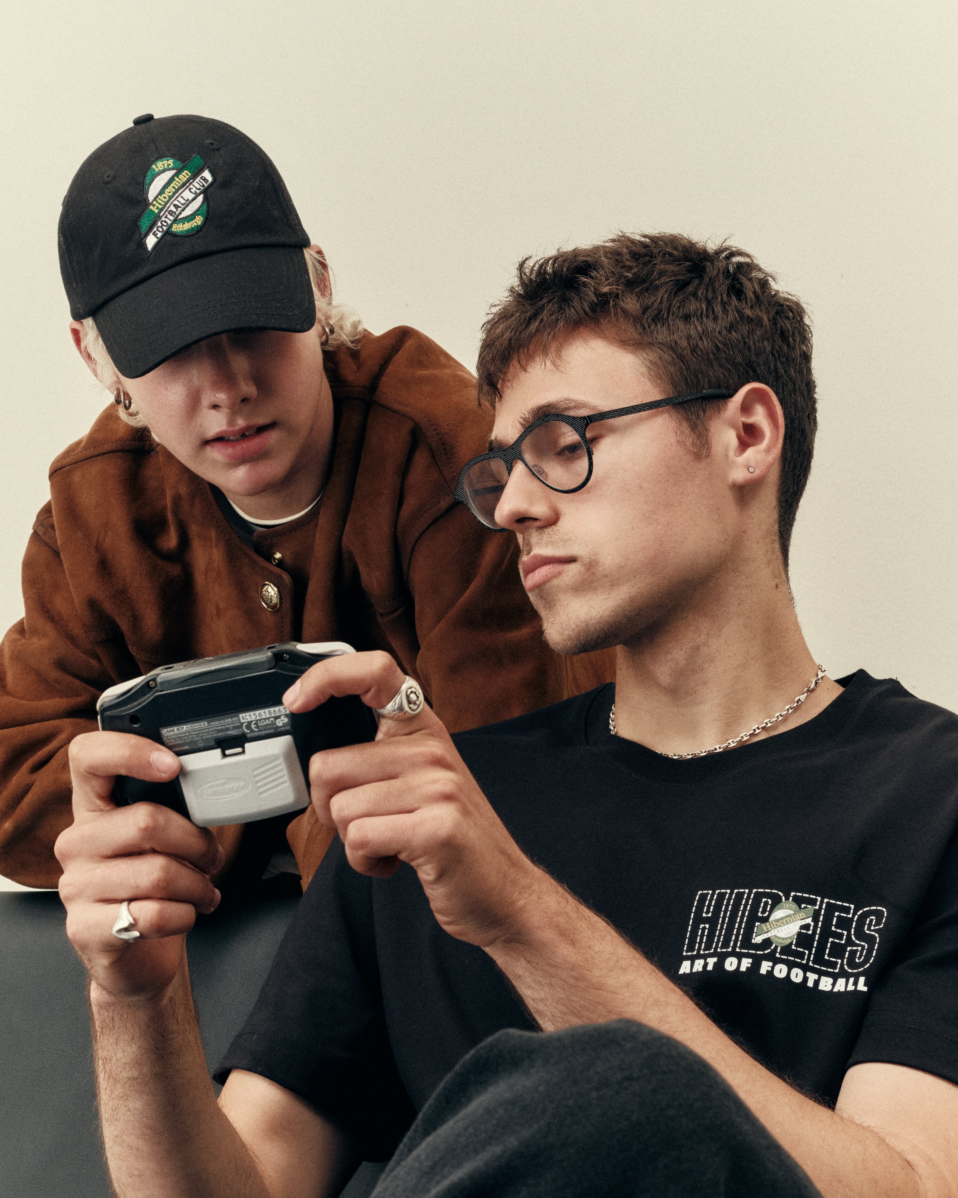 ART OF x Hibernian 90s Tee | Hibs Black Graphic Football T-shirt