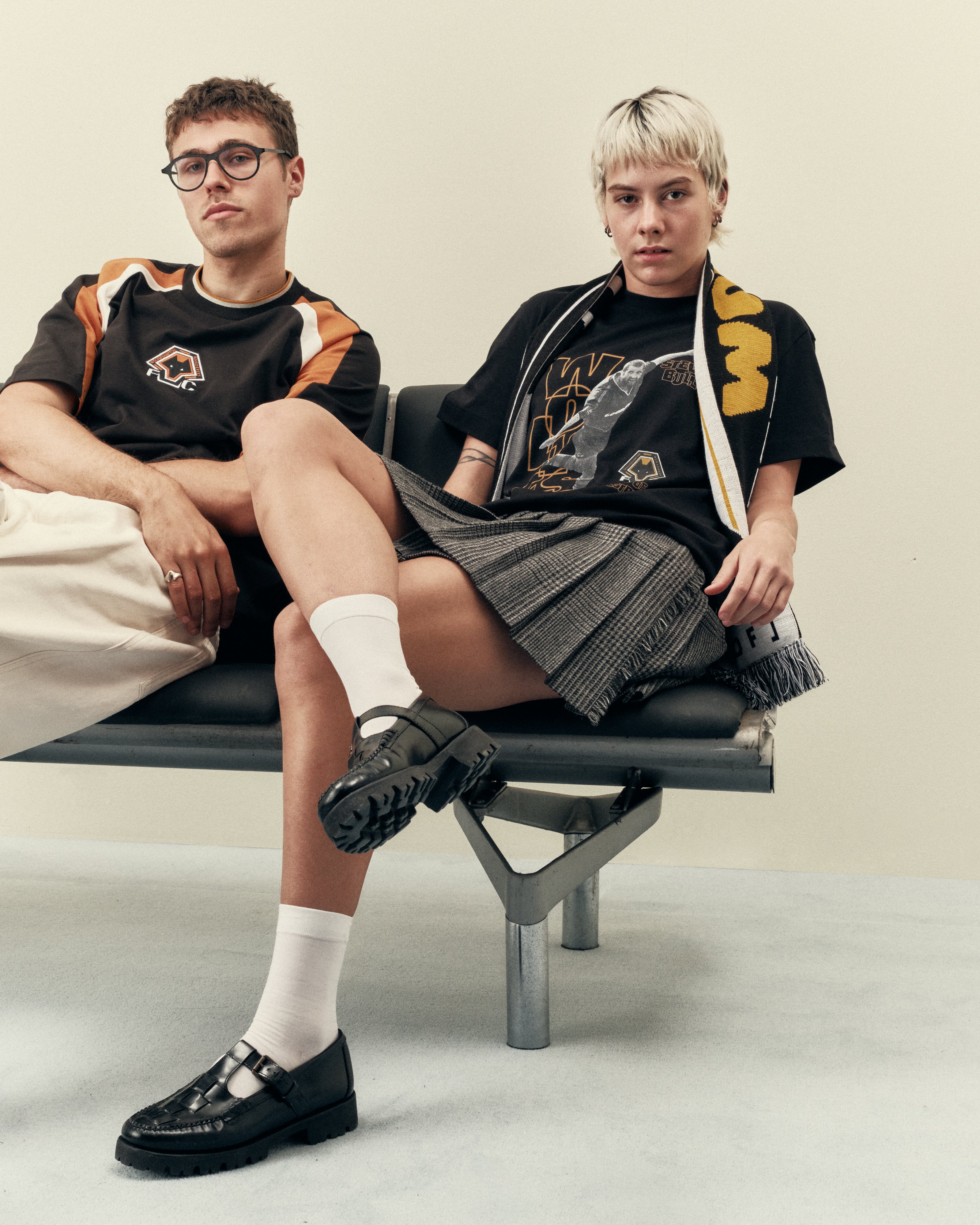 ART OF x Wolves 90s Scarf | WWFC Knitted Football Accessories