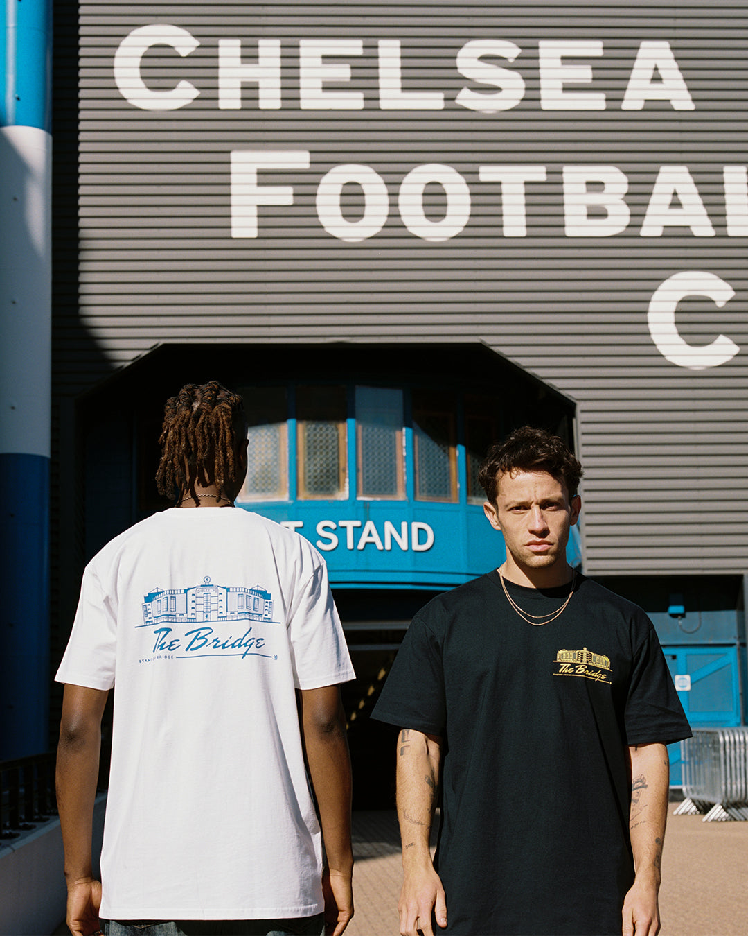 ART OF Chelsea The Bridge Tee | CFC White Graphic Football T-Shirt